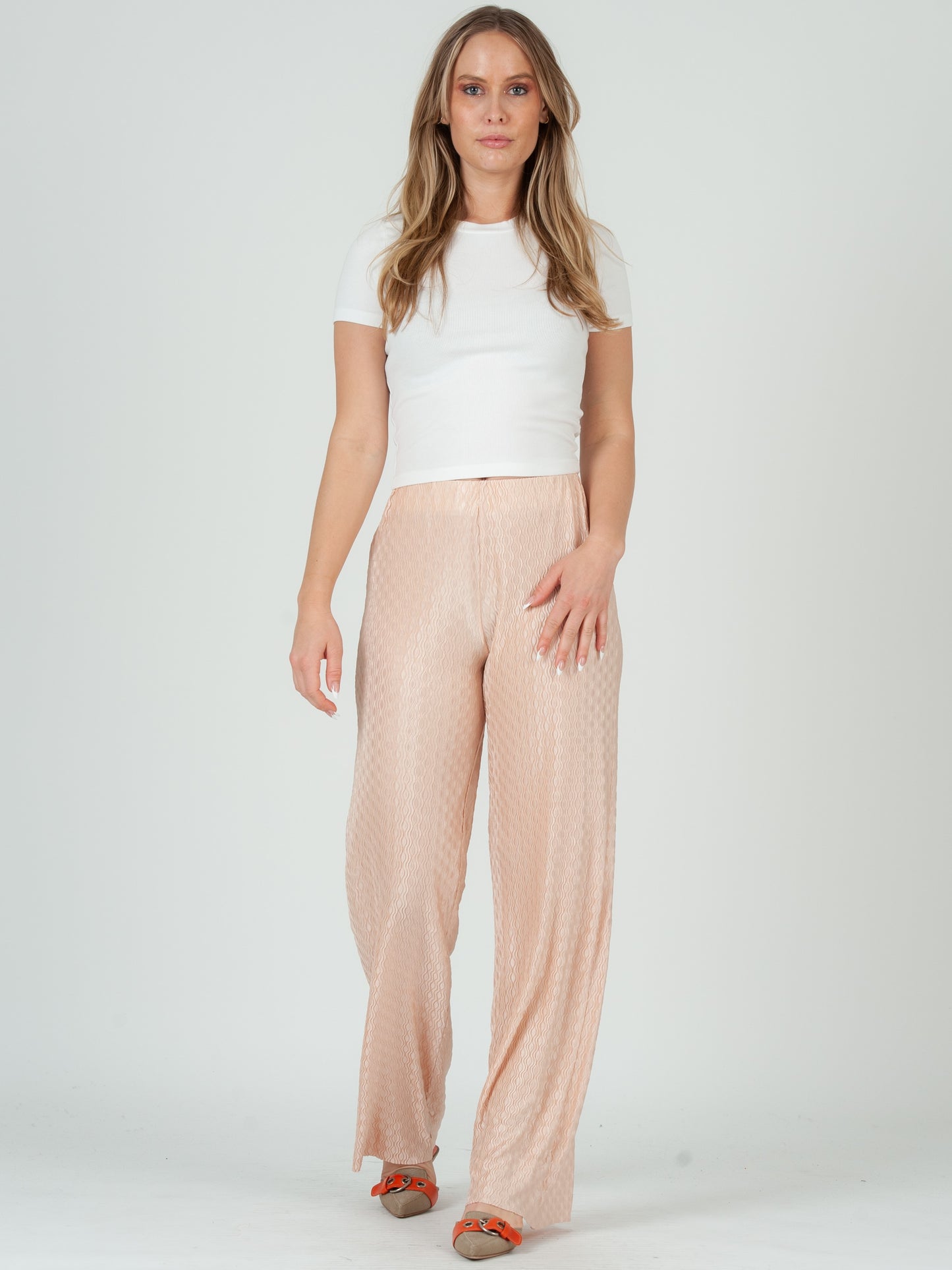 Women's Textured Pull on Pants