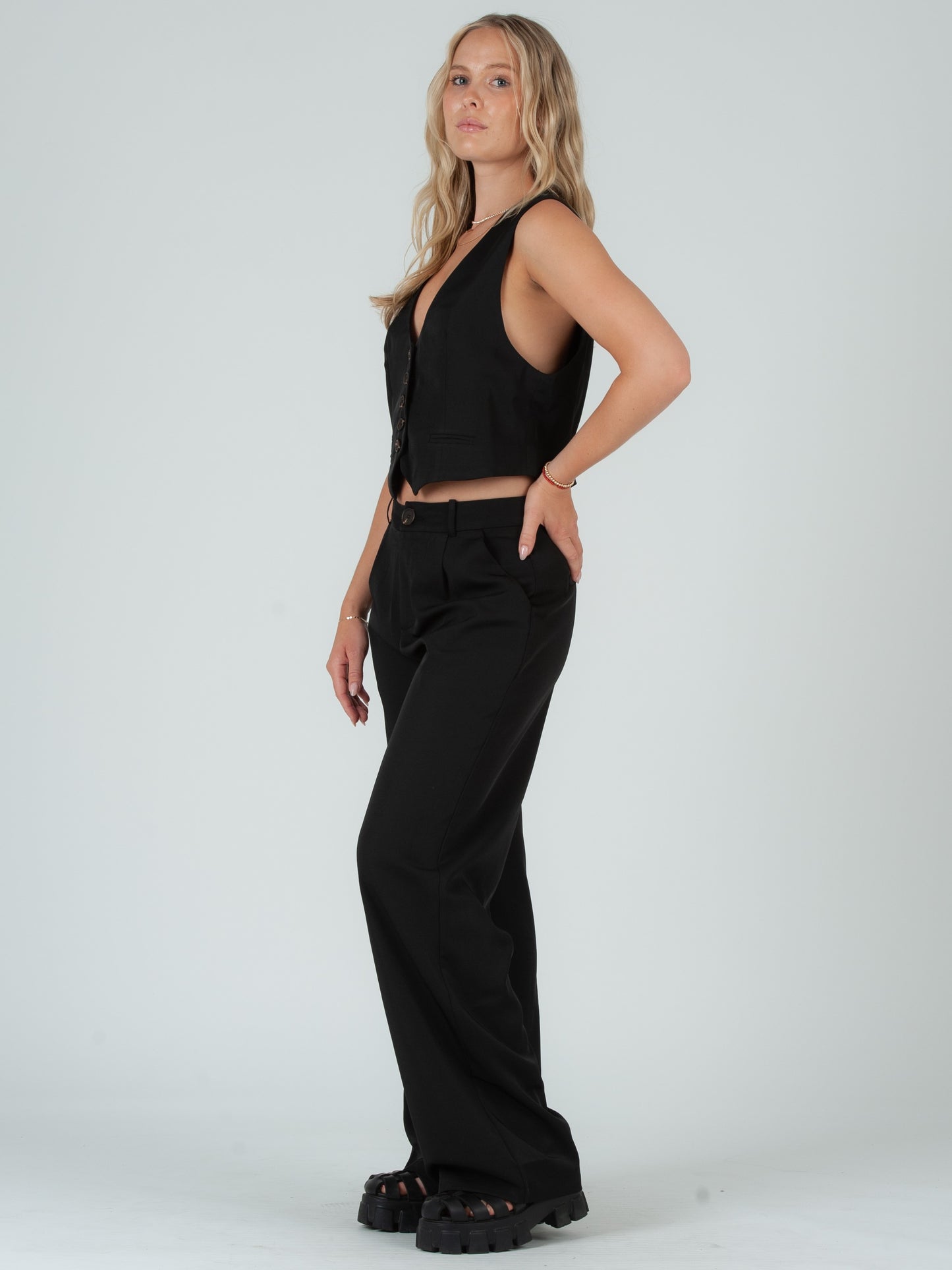 CLASSIC VEST SUIT SET-BLACK