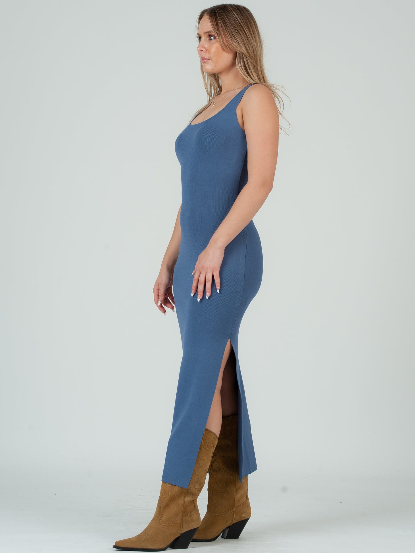 BLUE KNIT MAXI DRESS