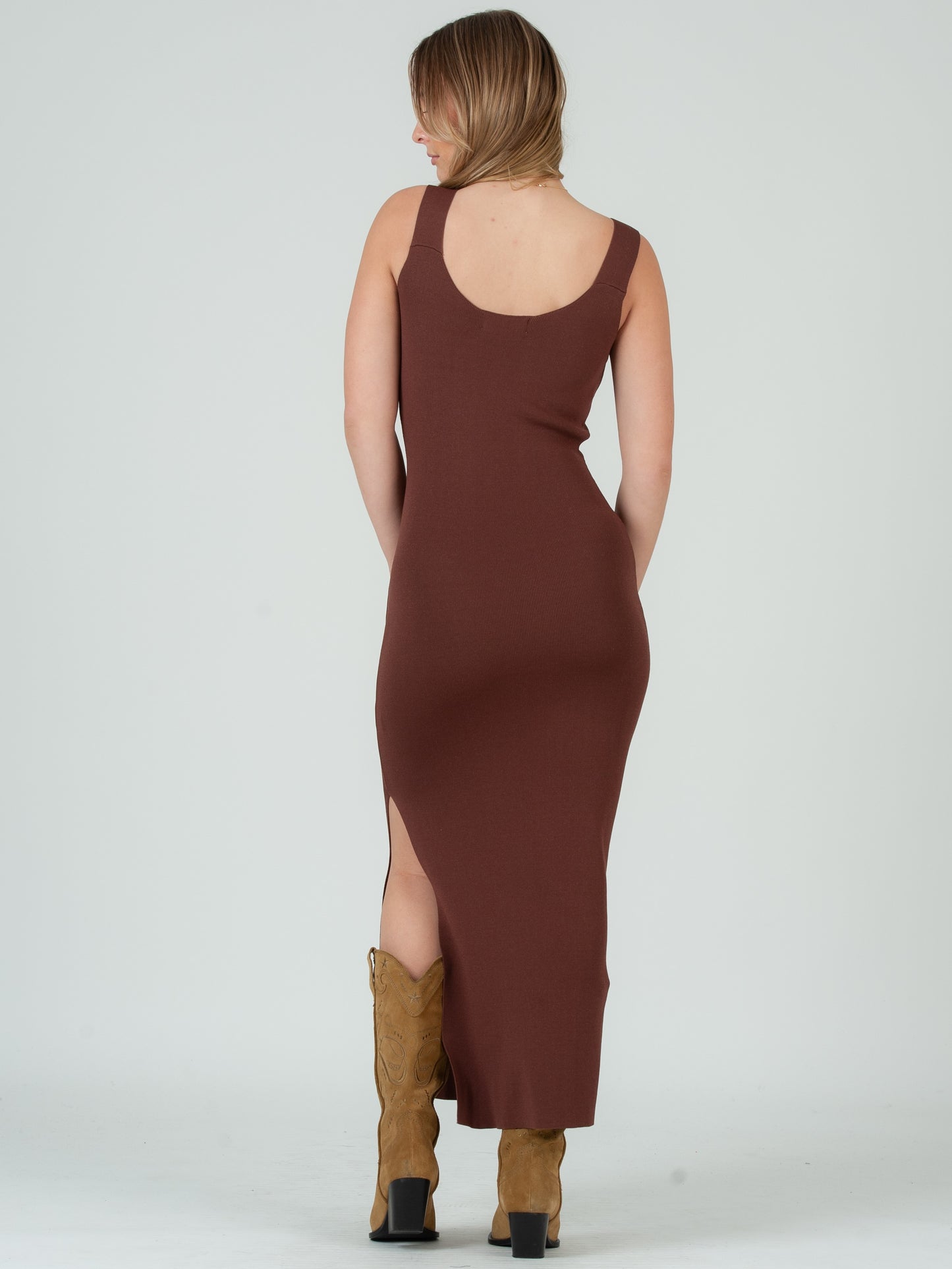 BROWN KNIT MAXI DRESS
