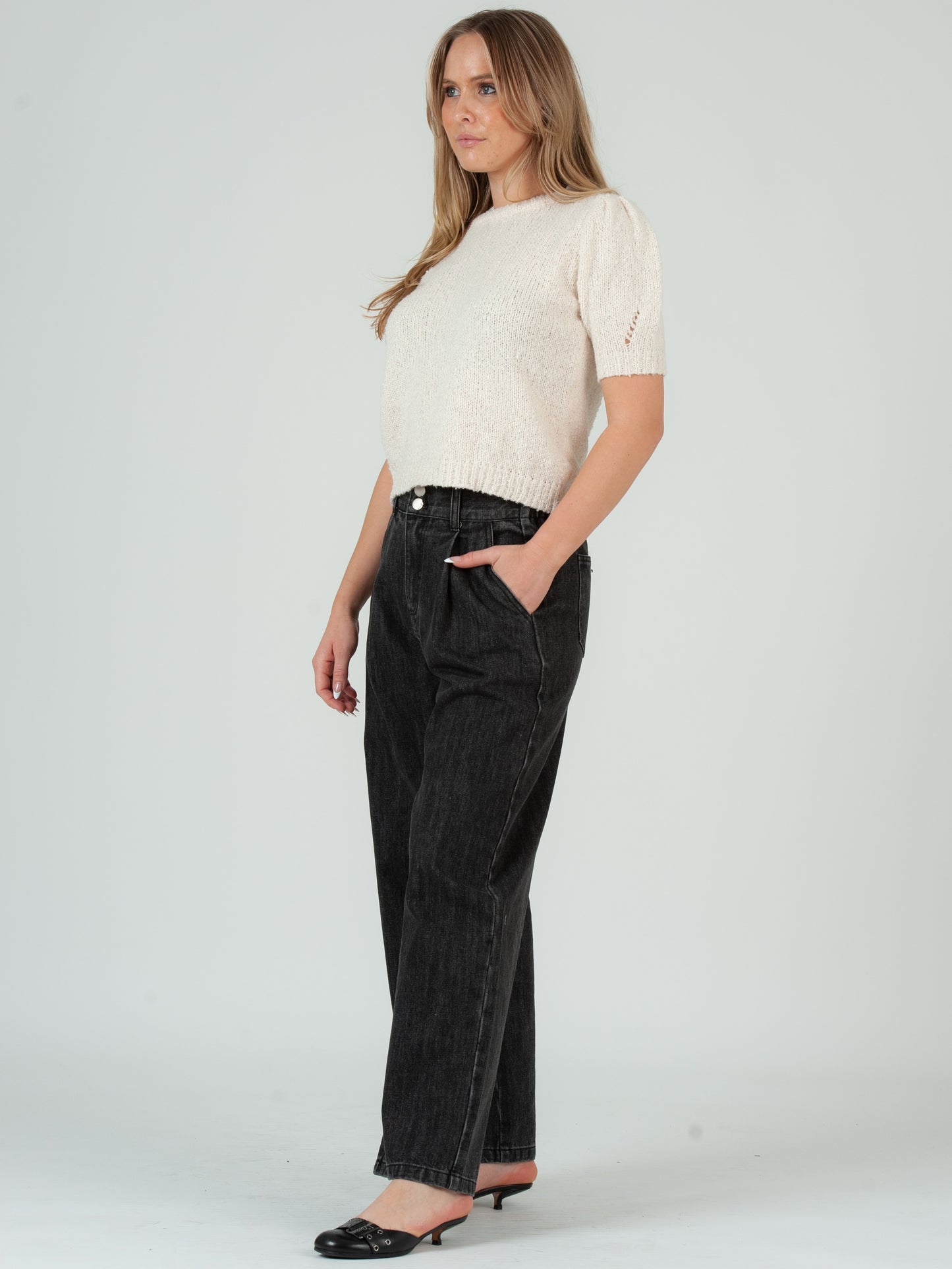 Women's Boucle Crew Neck Short Sleeve Sweater in Ivory