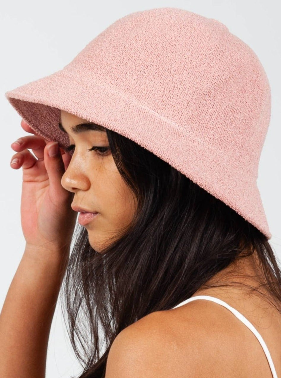 PINK BUCKET HAT
