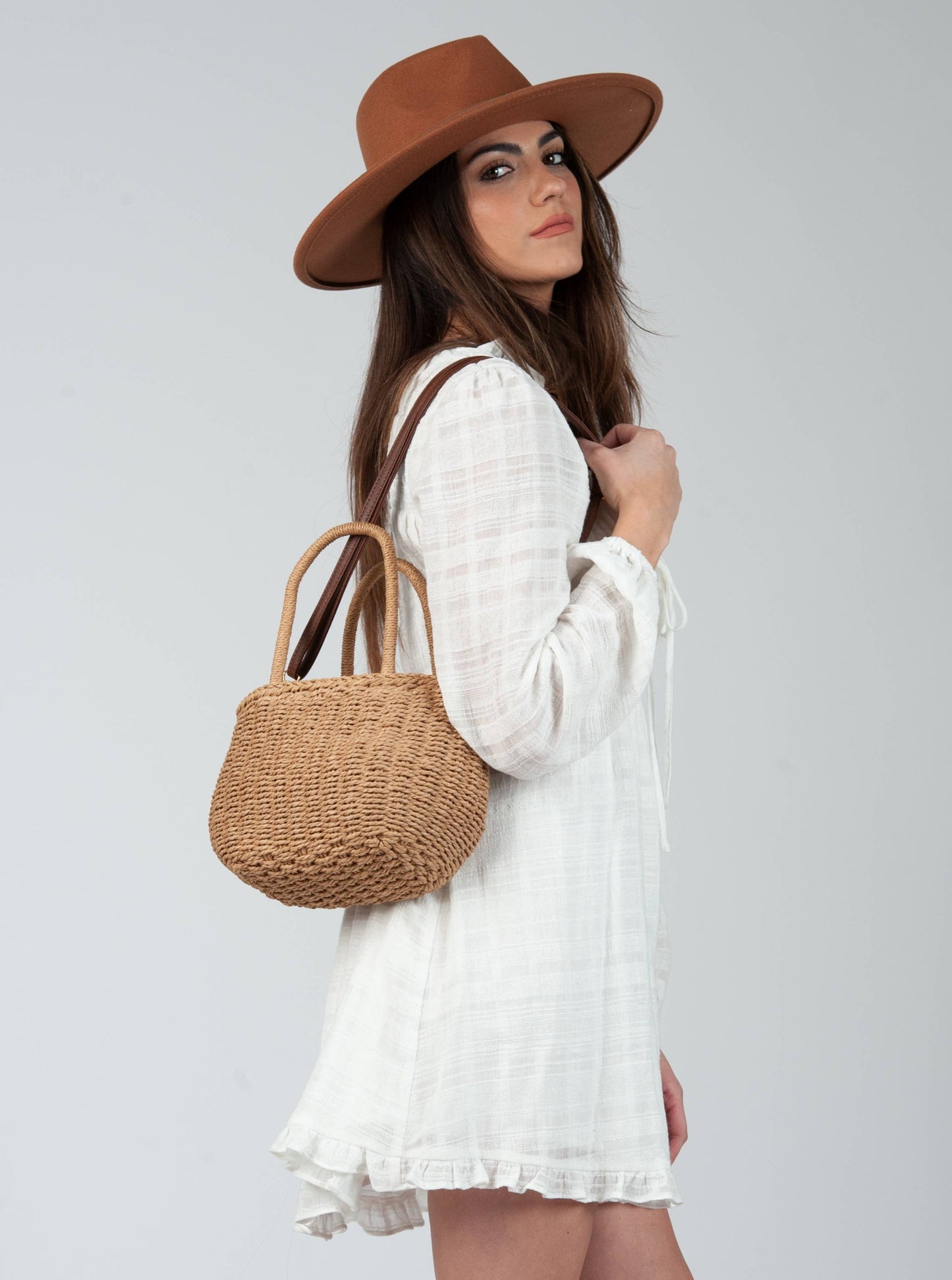 STRAW PURSE