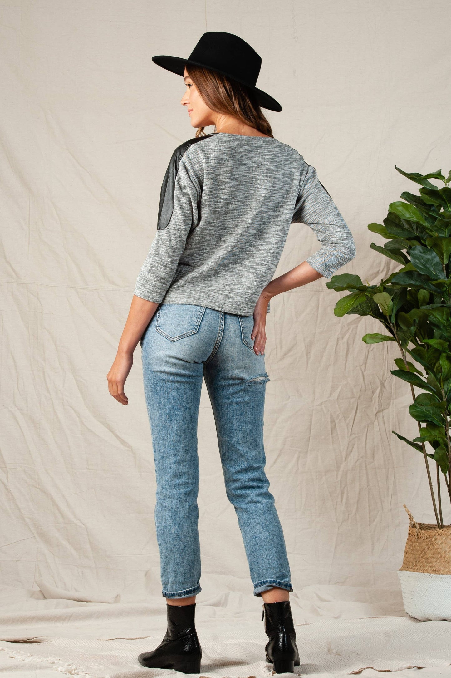 CONTRAST SLEEVES TOP-HEATHER GRAY