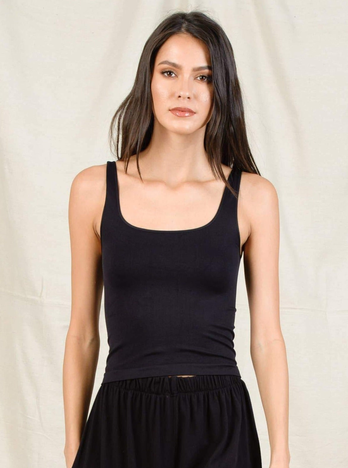 CAMMY SEAMLESS TANK-BLACK