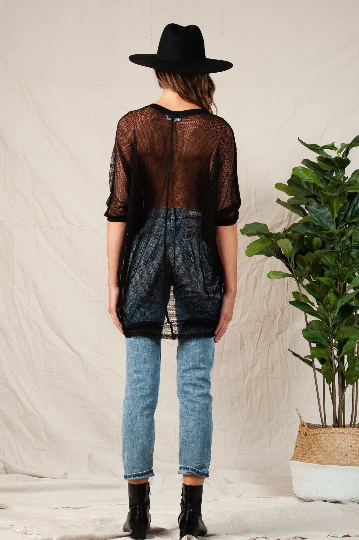 MESH MIXED HI LO TOP-BLACK