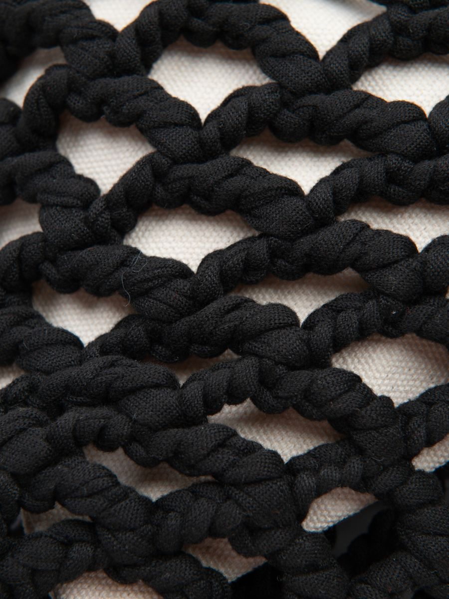 BY THE SEA WOVEN ROPE SHOULDER BAG-BLACK