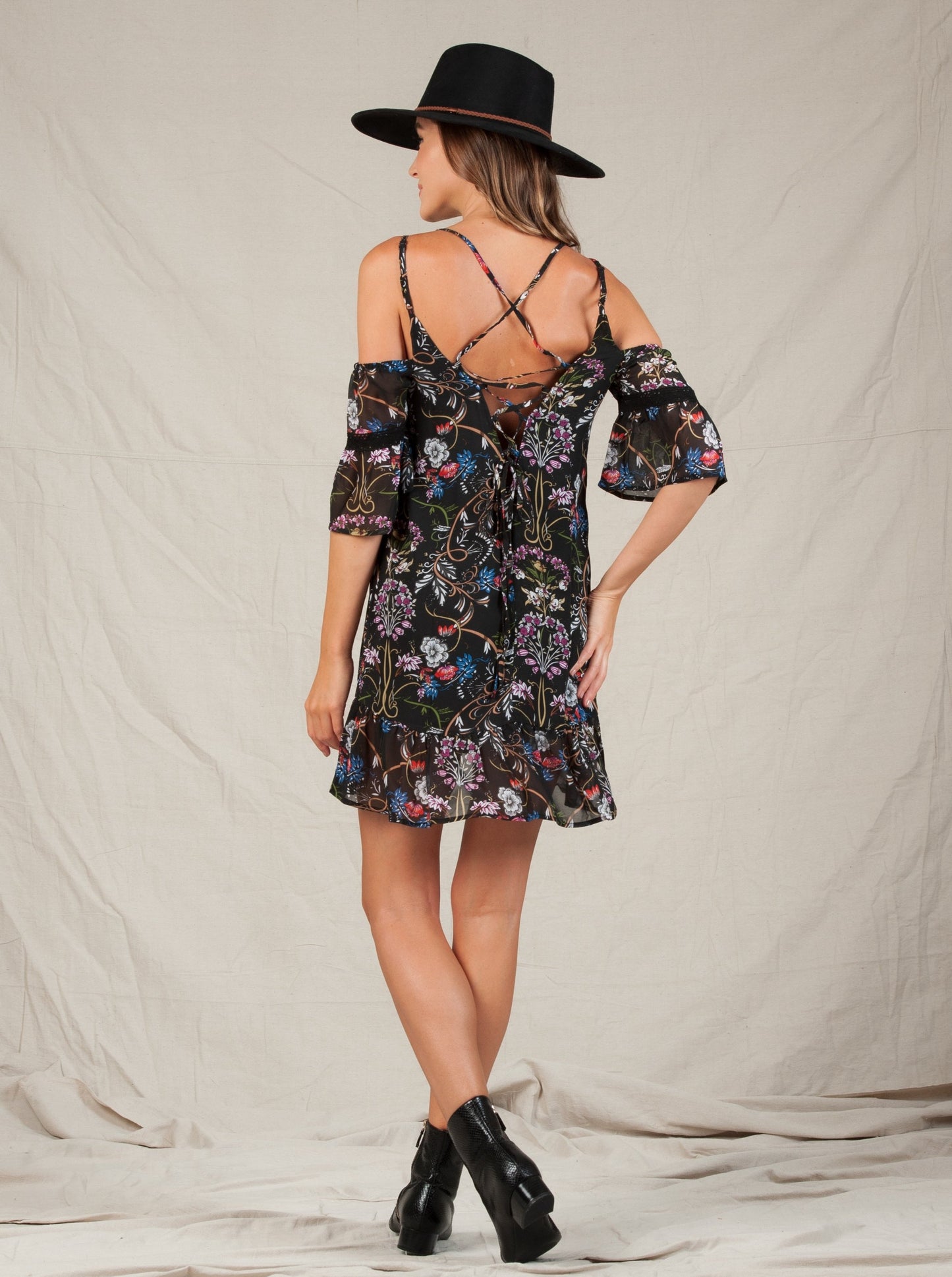 JULES COLD SHOULDER DRESS-BLACK SWIRL FLORAL