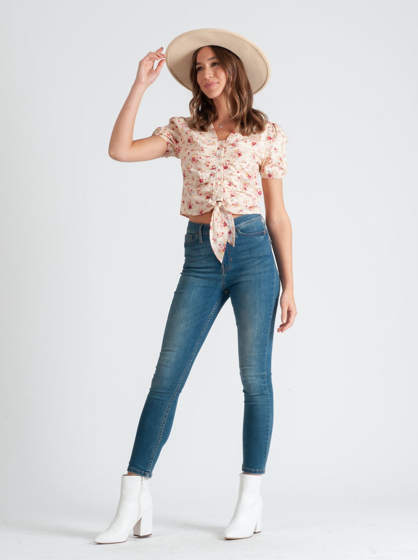 DAPHNE BUTTON TIE FRONT TOP-PEONY FLORAL