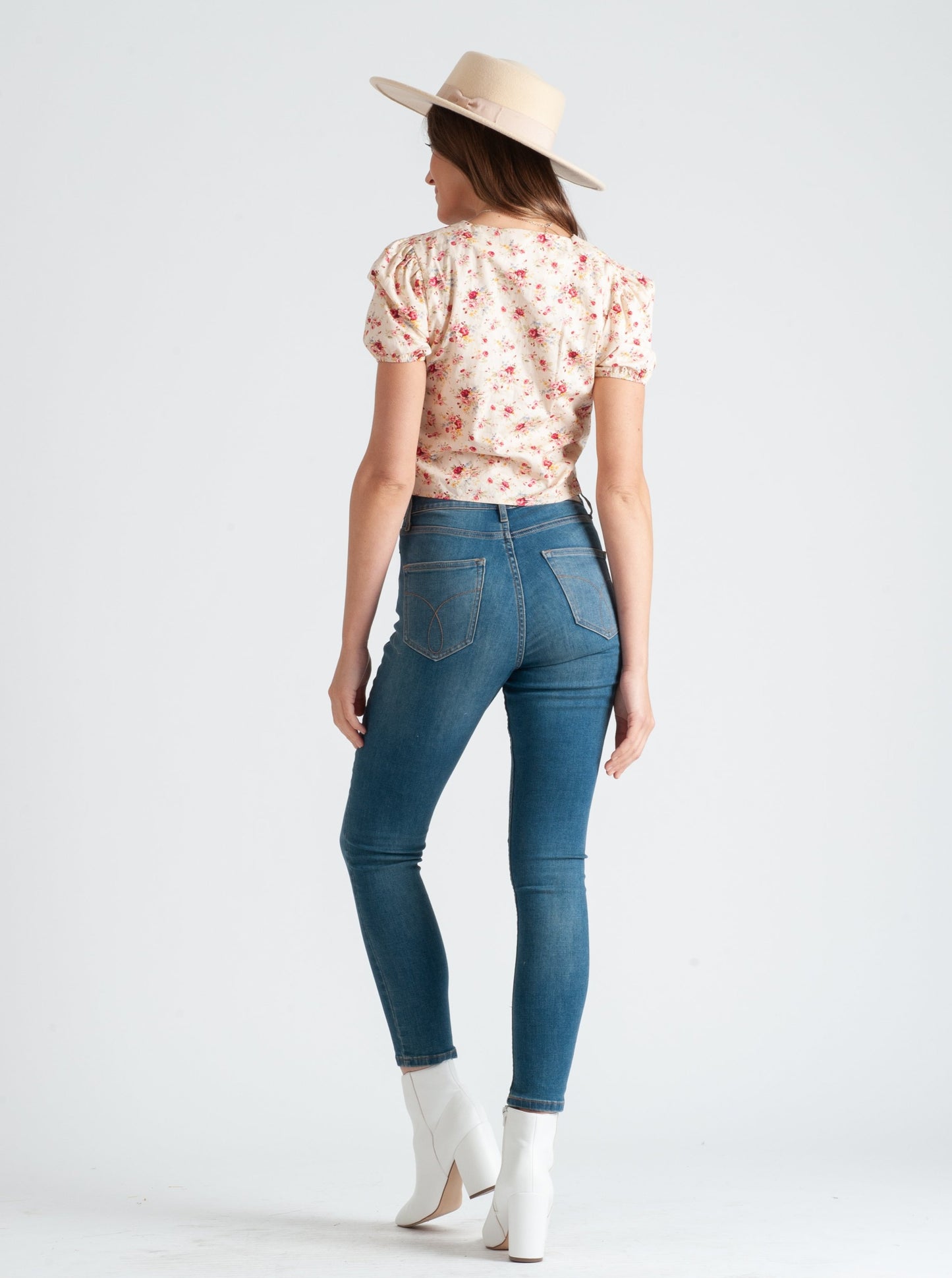 DAPHNE BUTTON TIE FRONT TOP-PEONY FLORAL