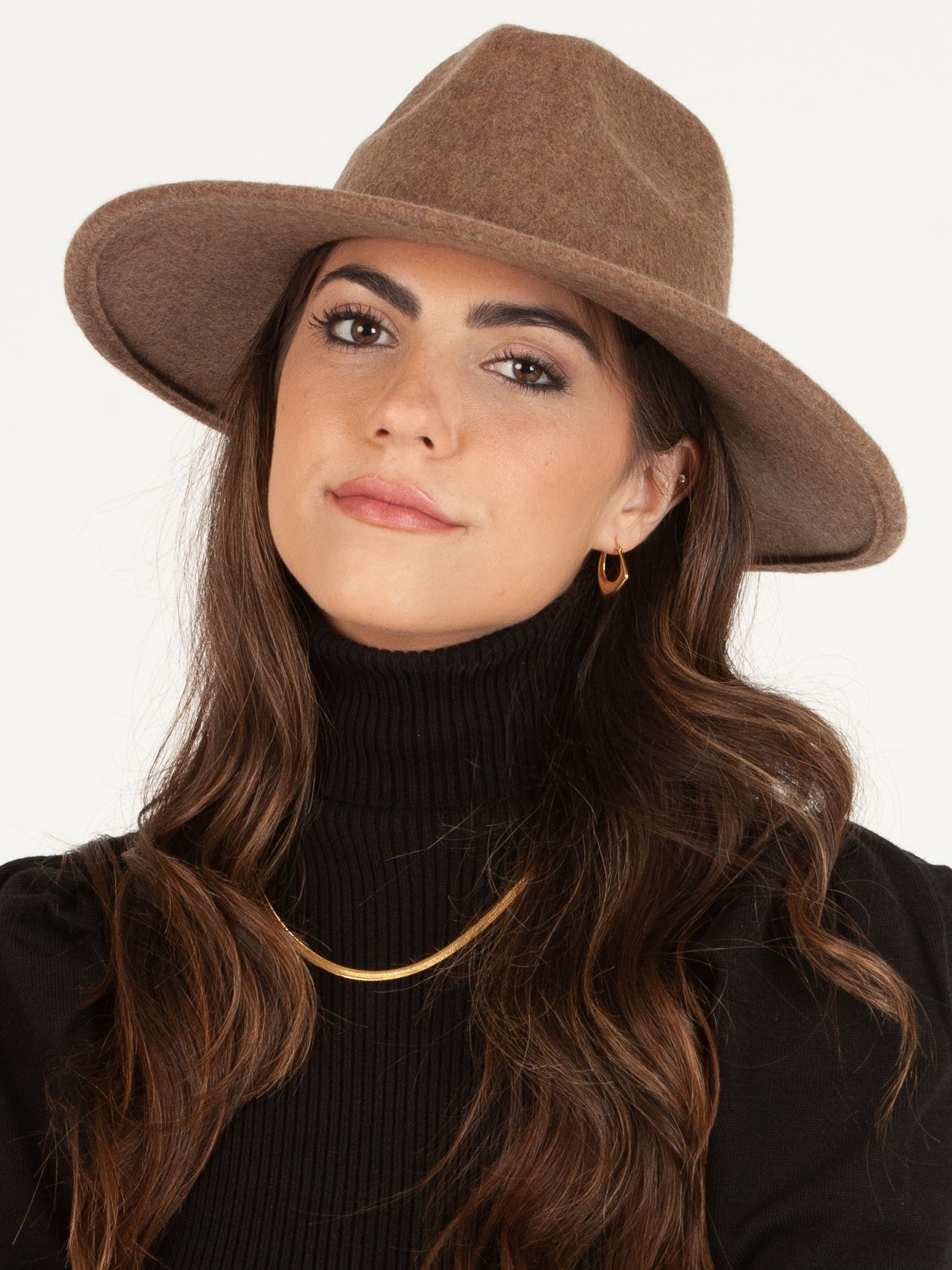 BROWN FEDORA