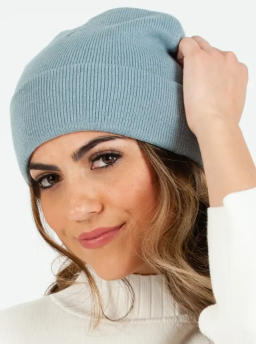 BLUE BEANIE