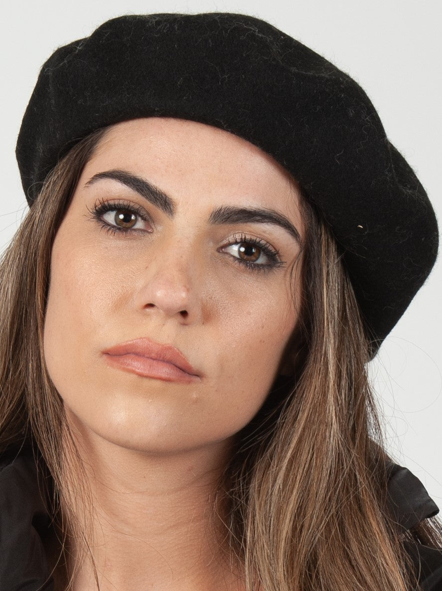BLACK BERET