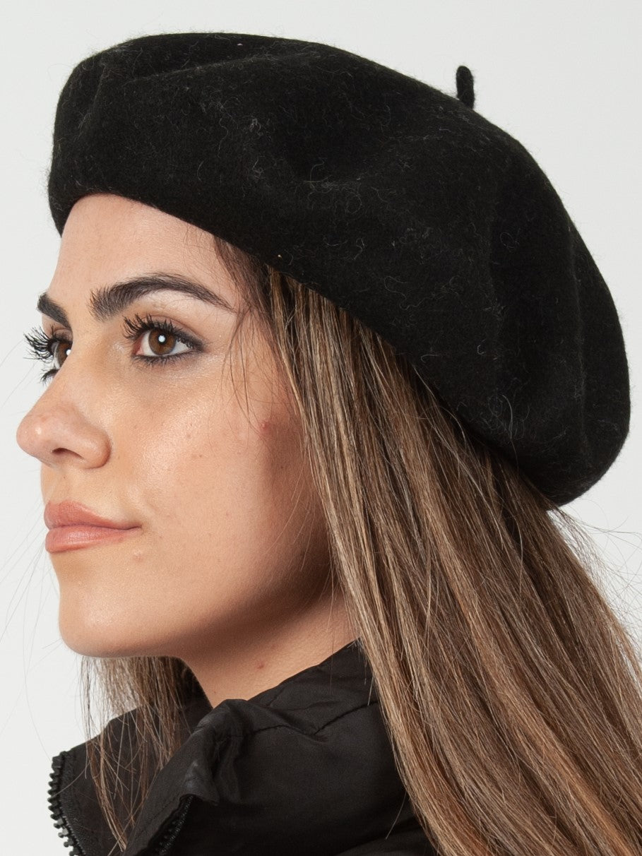 BLACK BERET