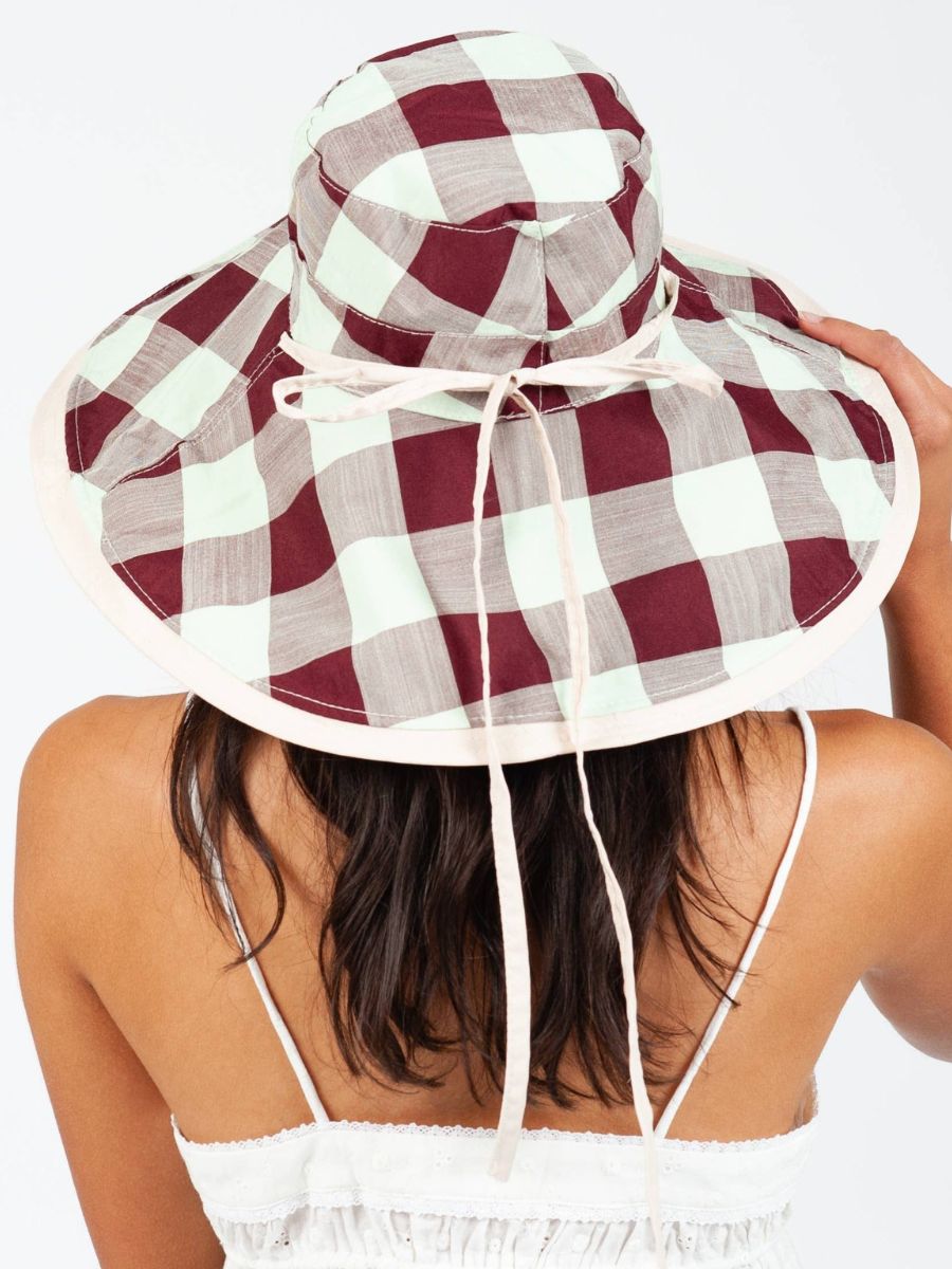 CHECKERED BUCKET HAT