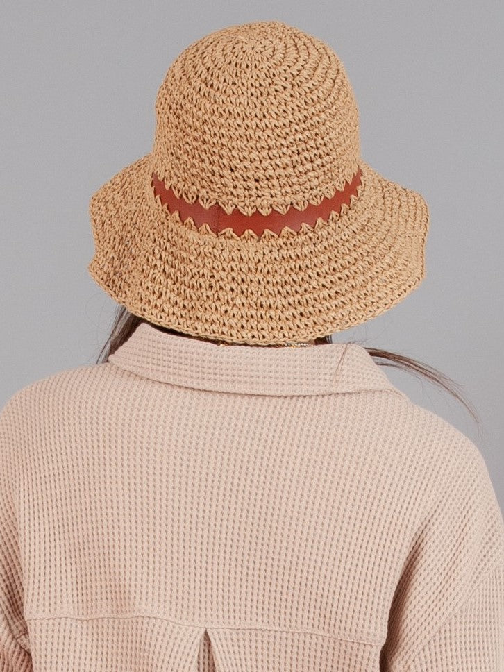 STRAW BUCKET HAT