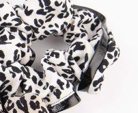 ANIMAL PRINT SCRUNCHIE