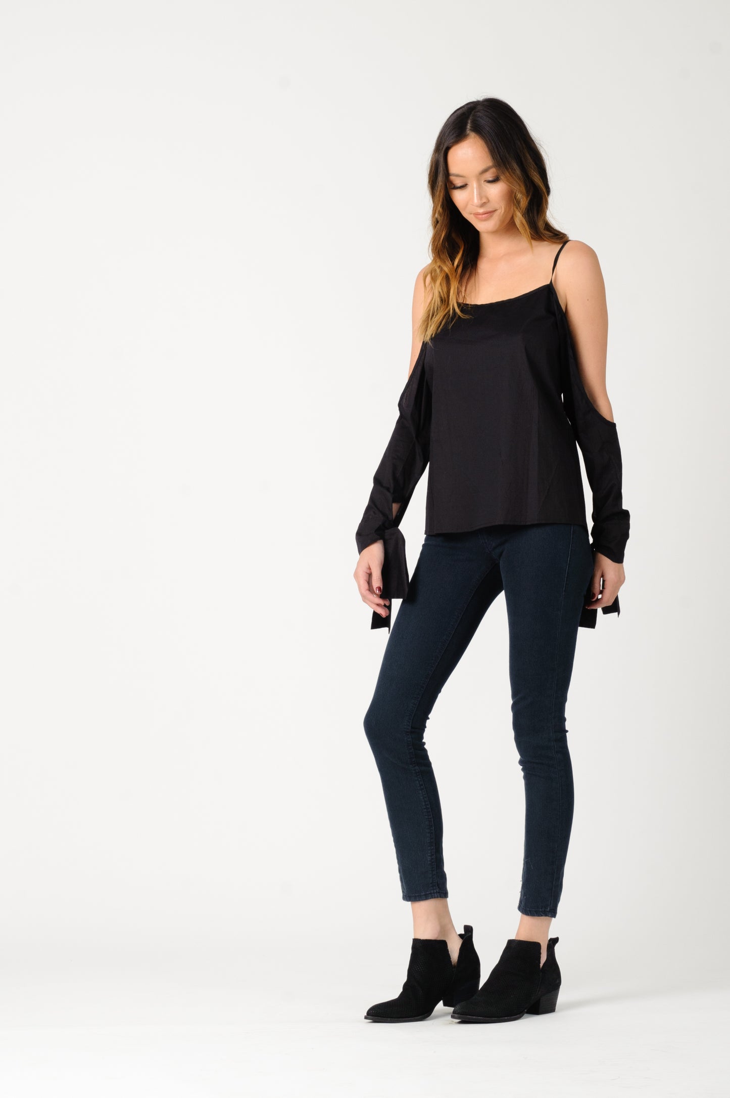 CAMILLA COLD SHOULDER TOP-BLACK