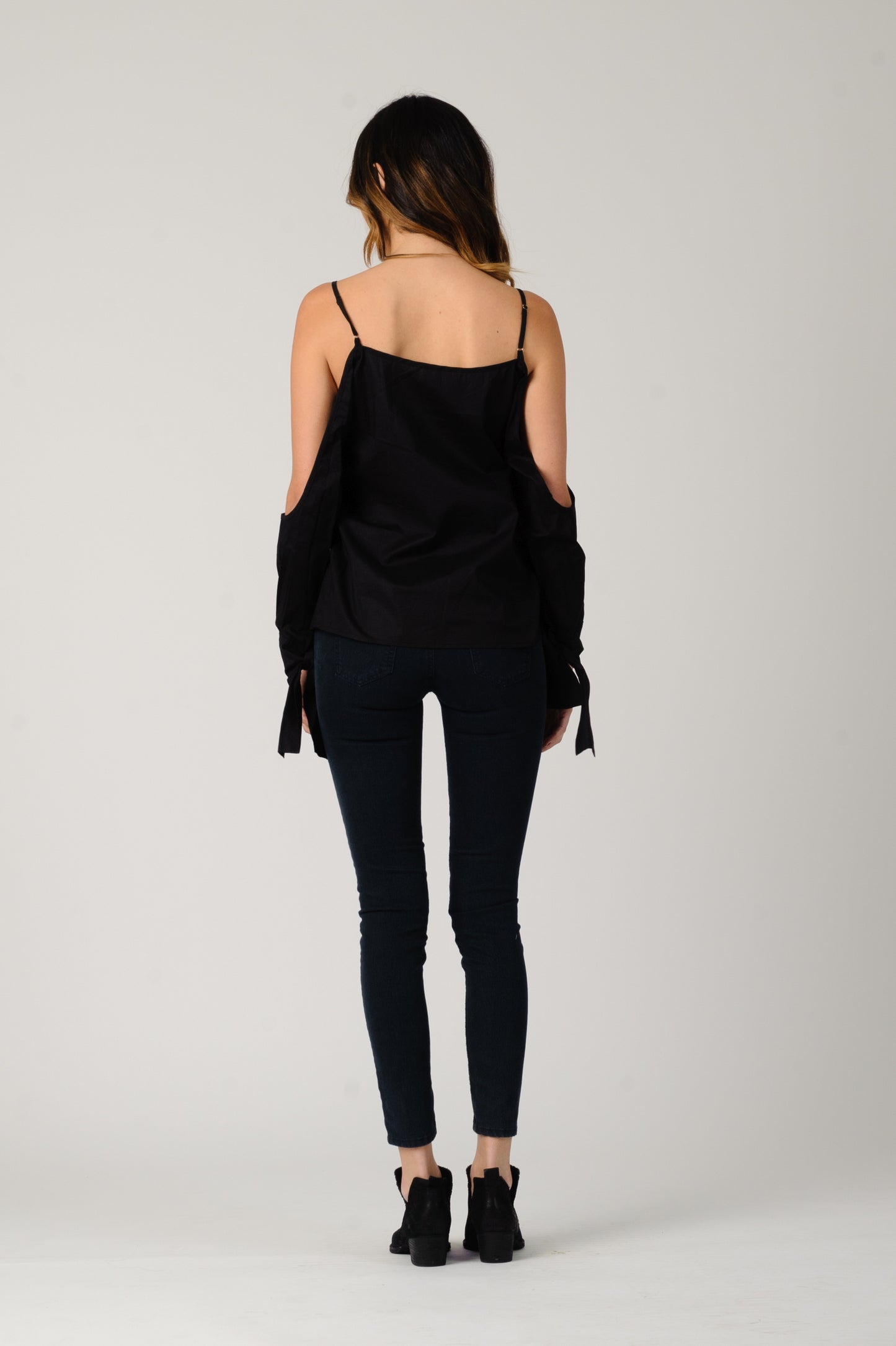 CAMILLA COLD SHOULDER TOP-BLACK