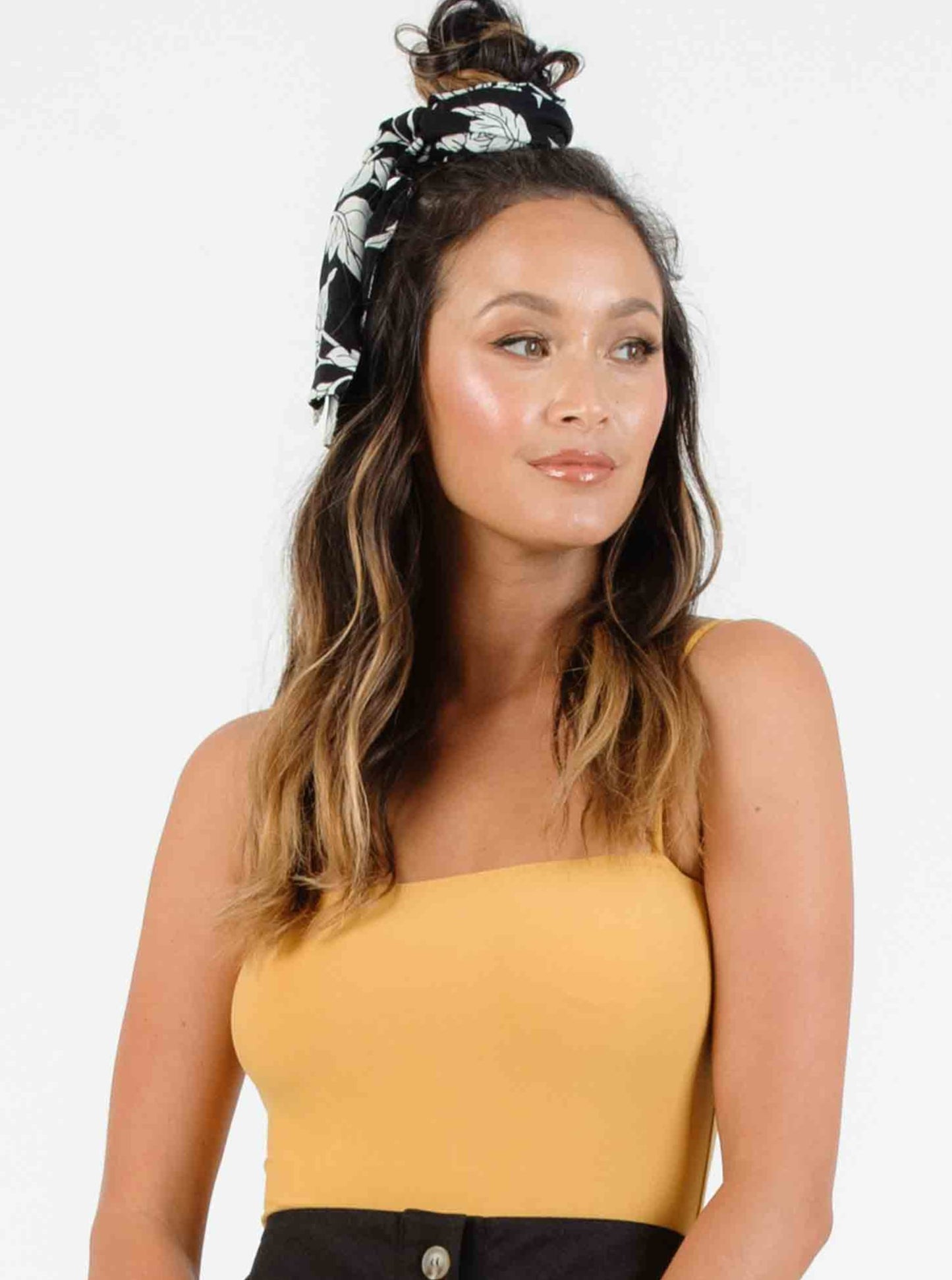 REILEY SQUARE NECK BODYSUIT-MUSTARD