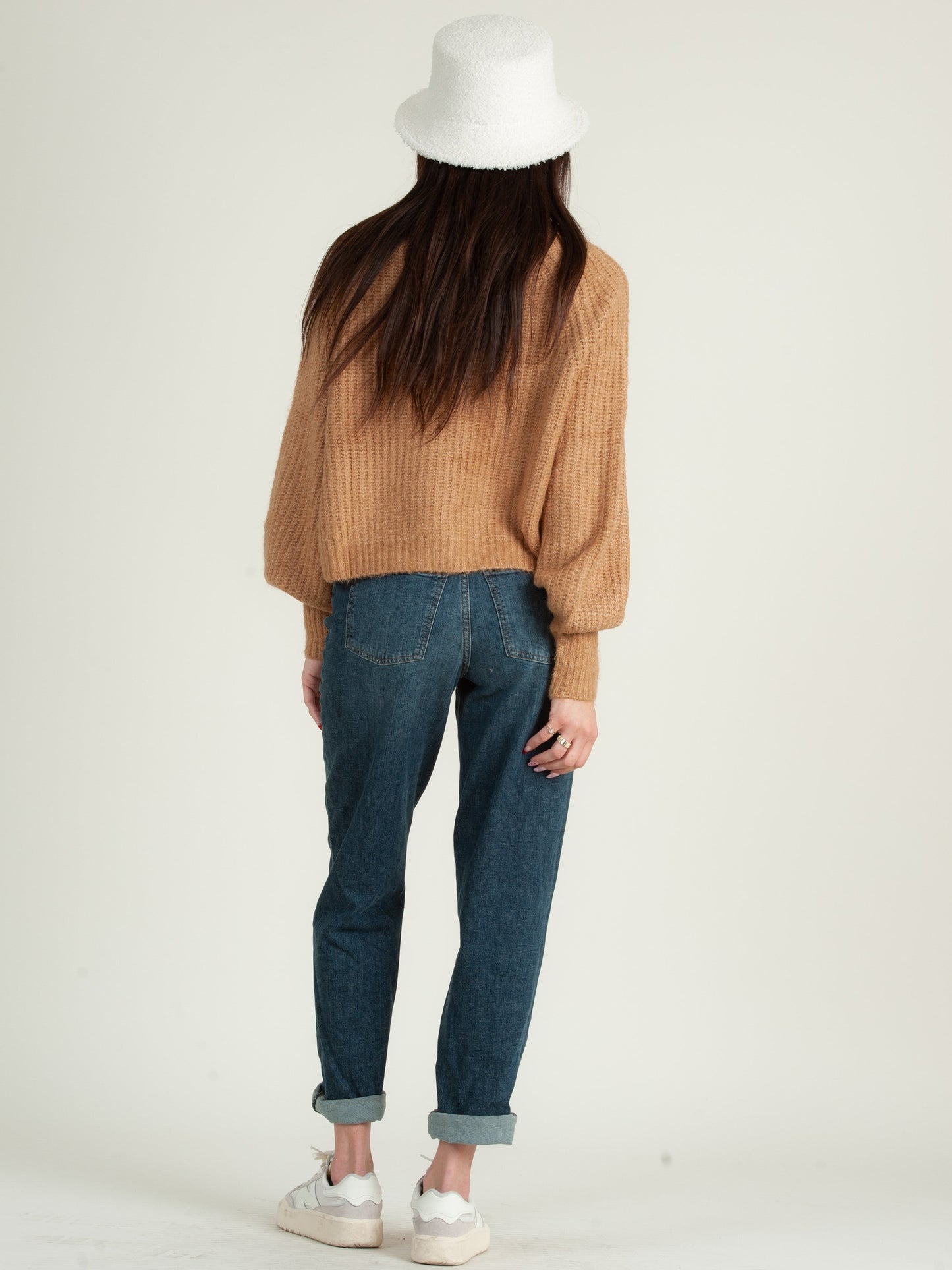 MOCK NECK SWEATER