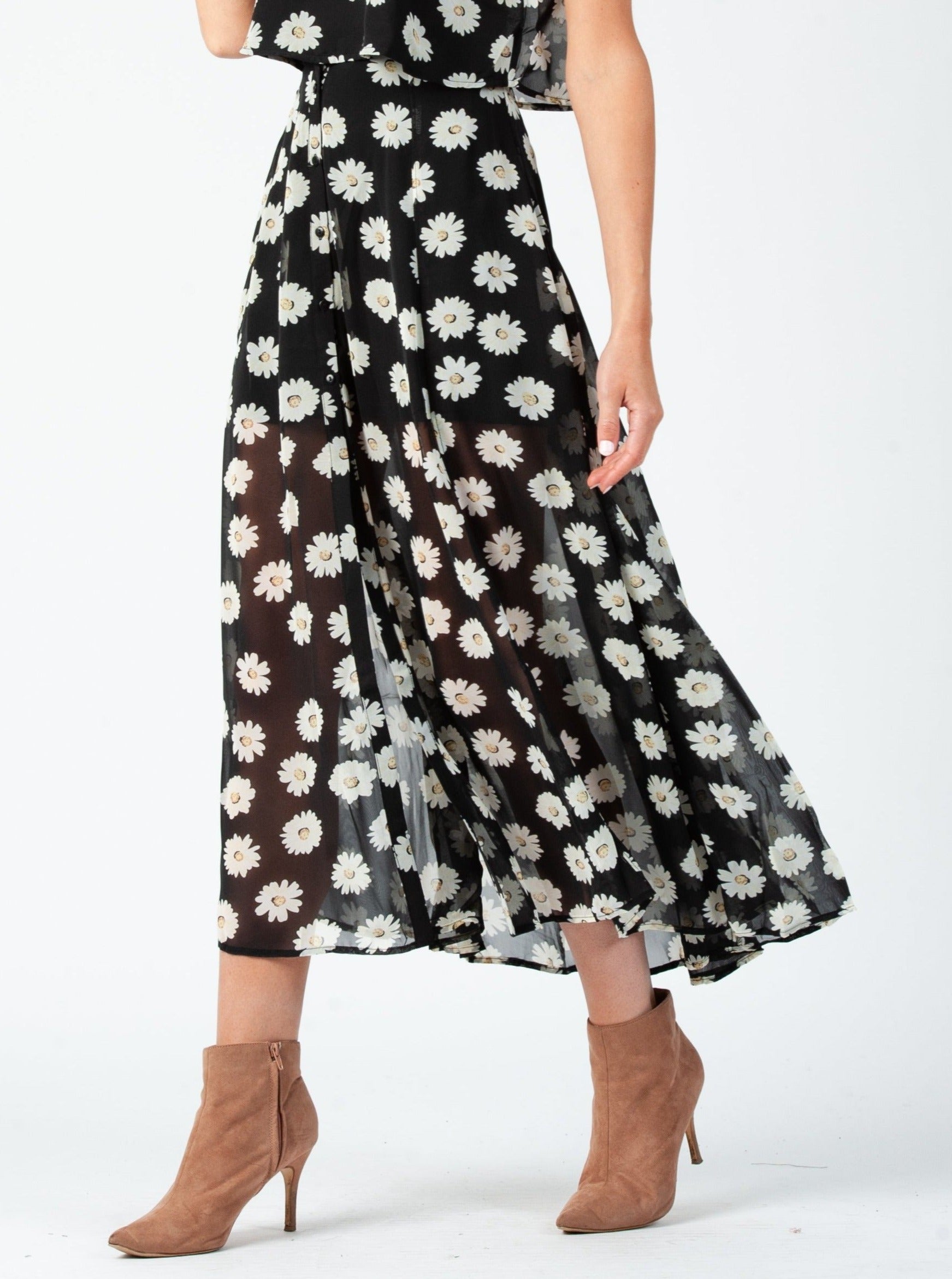 daisy print maxi dress Daisy Print Puff Sleeve Tiered Maxi Dress Light Blue / L