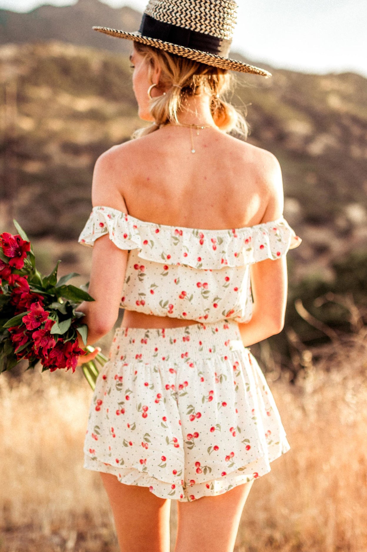 JULIET OTS CROP TOP-IVORY CHERRY