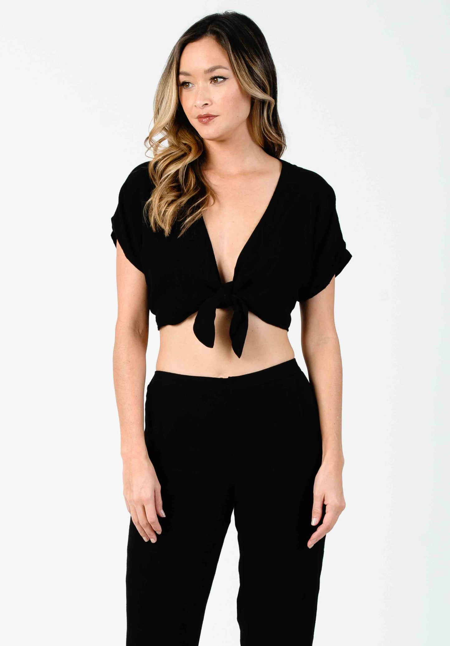 JUNE TIE FRONT CROP TOP-BLACK