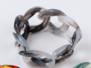 JADE CHAIN RESIN RING