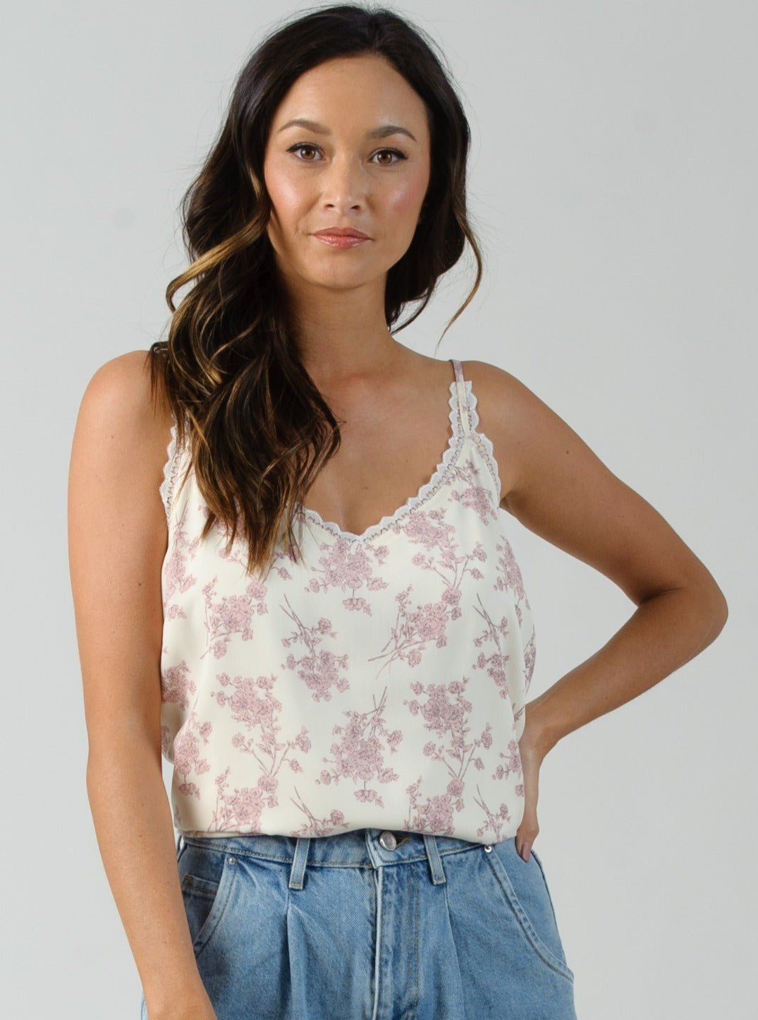 HELIOTROPE LACE TRIM CAMI TOP-CREAM FLORAL – Lucca Couture