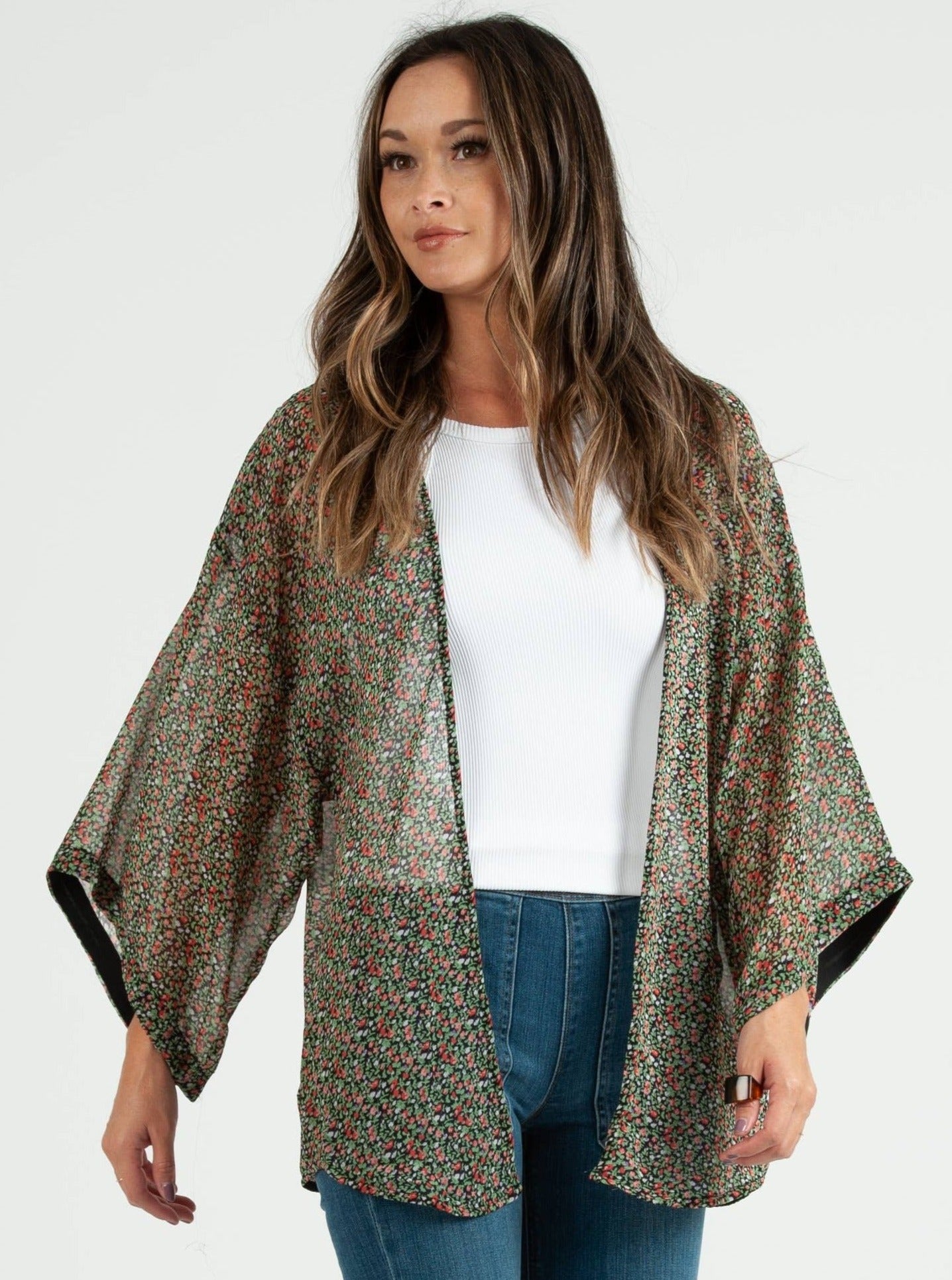 KIM FLORAL KIMONO-BLK DITSY