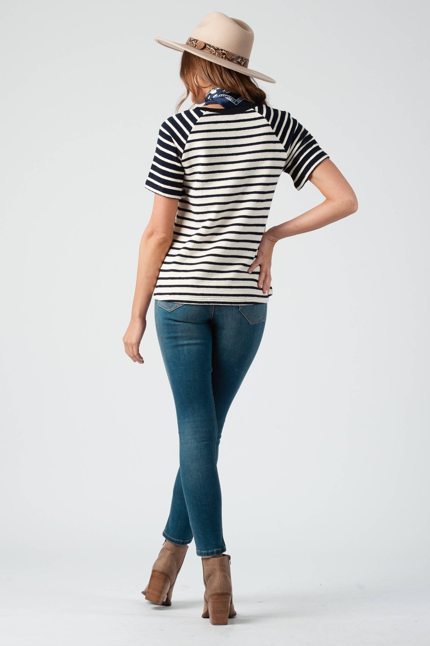 ADALYN CONTRAST ROUND NECK TOP-NAVY STRIPE