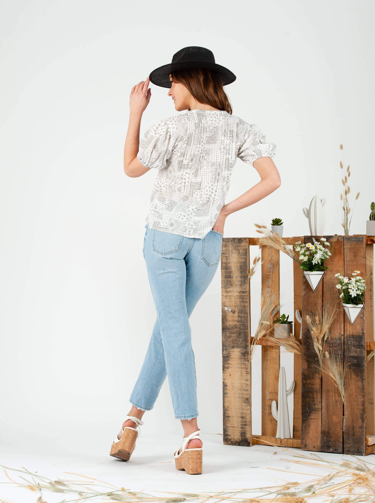 SHALA PUFF SLEEVE TOP-WHITE BANDANA