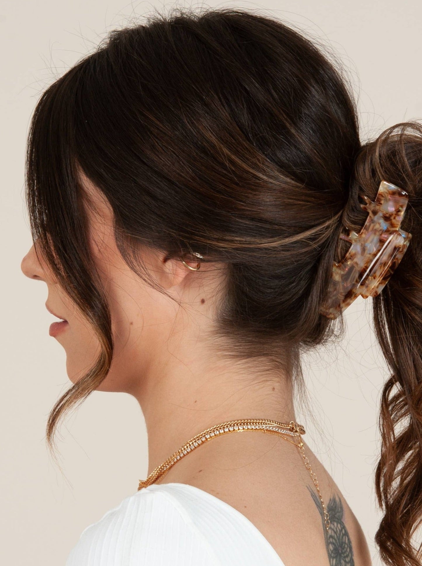 RESIN HAIR CLAW