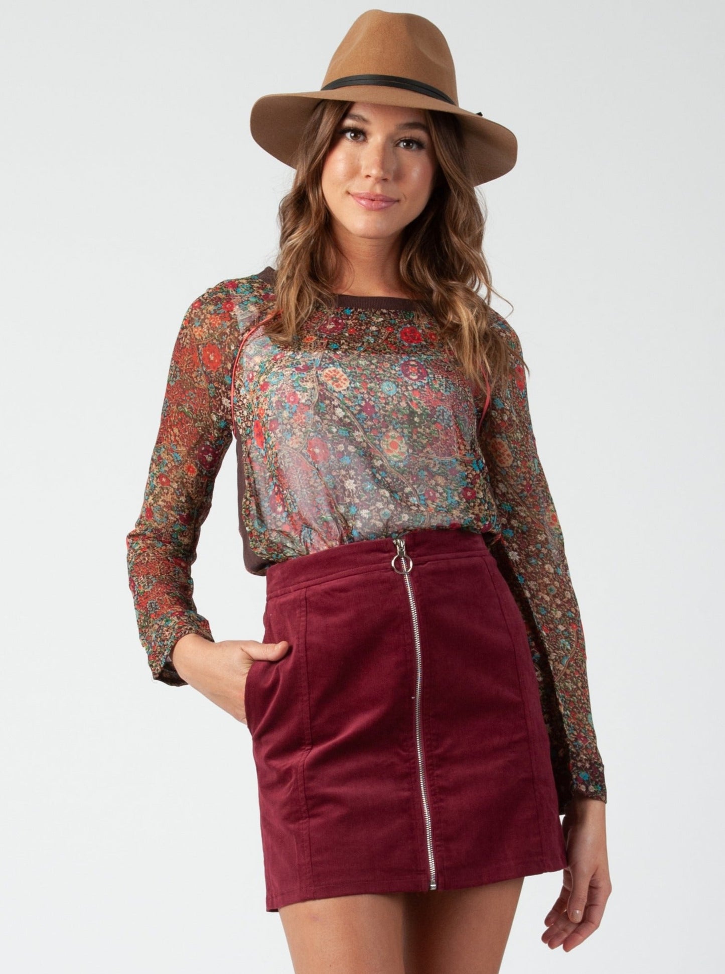 ARNEL SHEER FLORAL TOP-MAROON PRINT