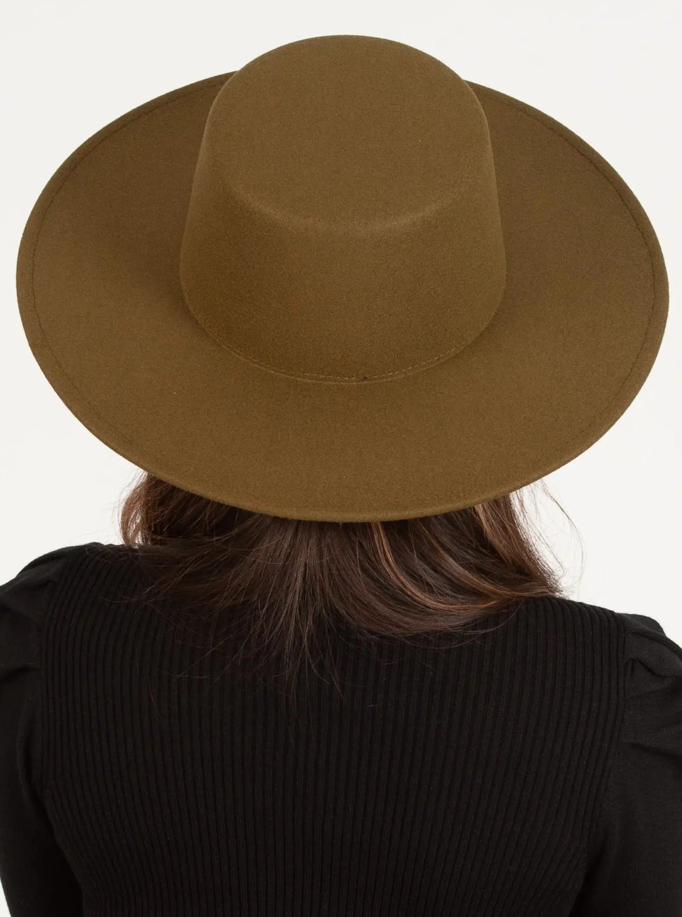 OLIVE BOATER HAT