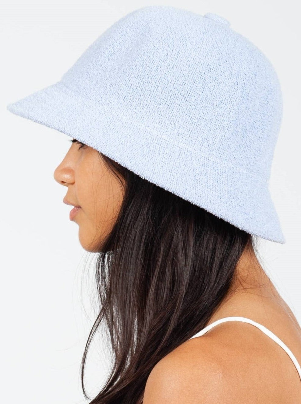 BUCKET HAT