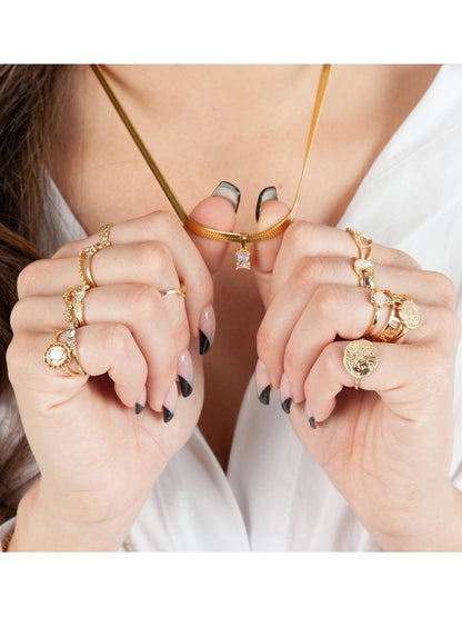 QUINZE RINGS