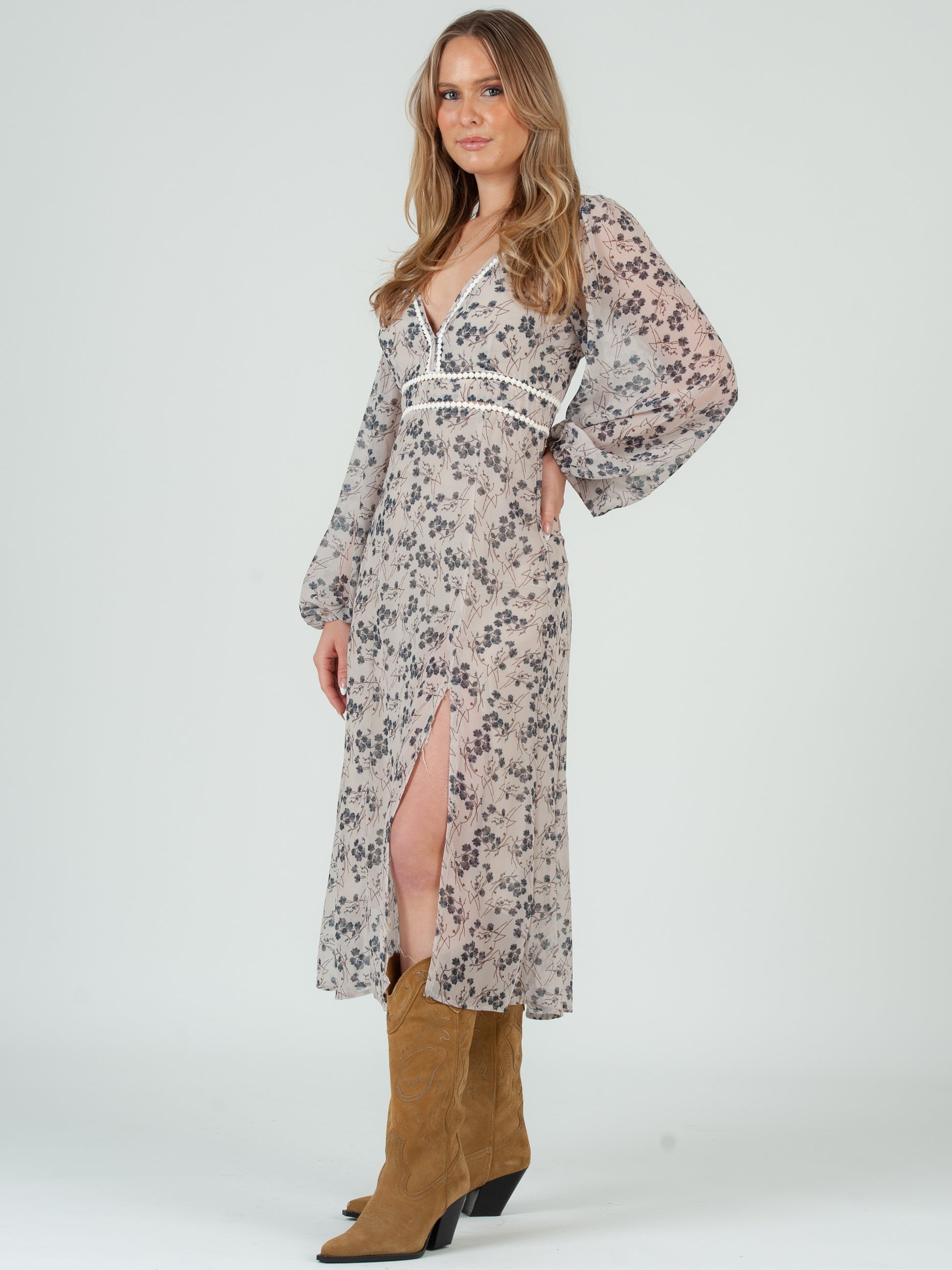 FLORAL MIDI DRESS