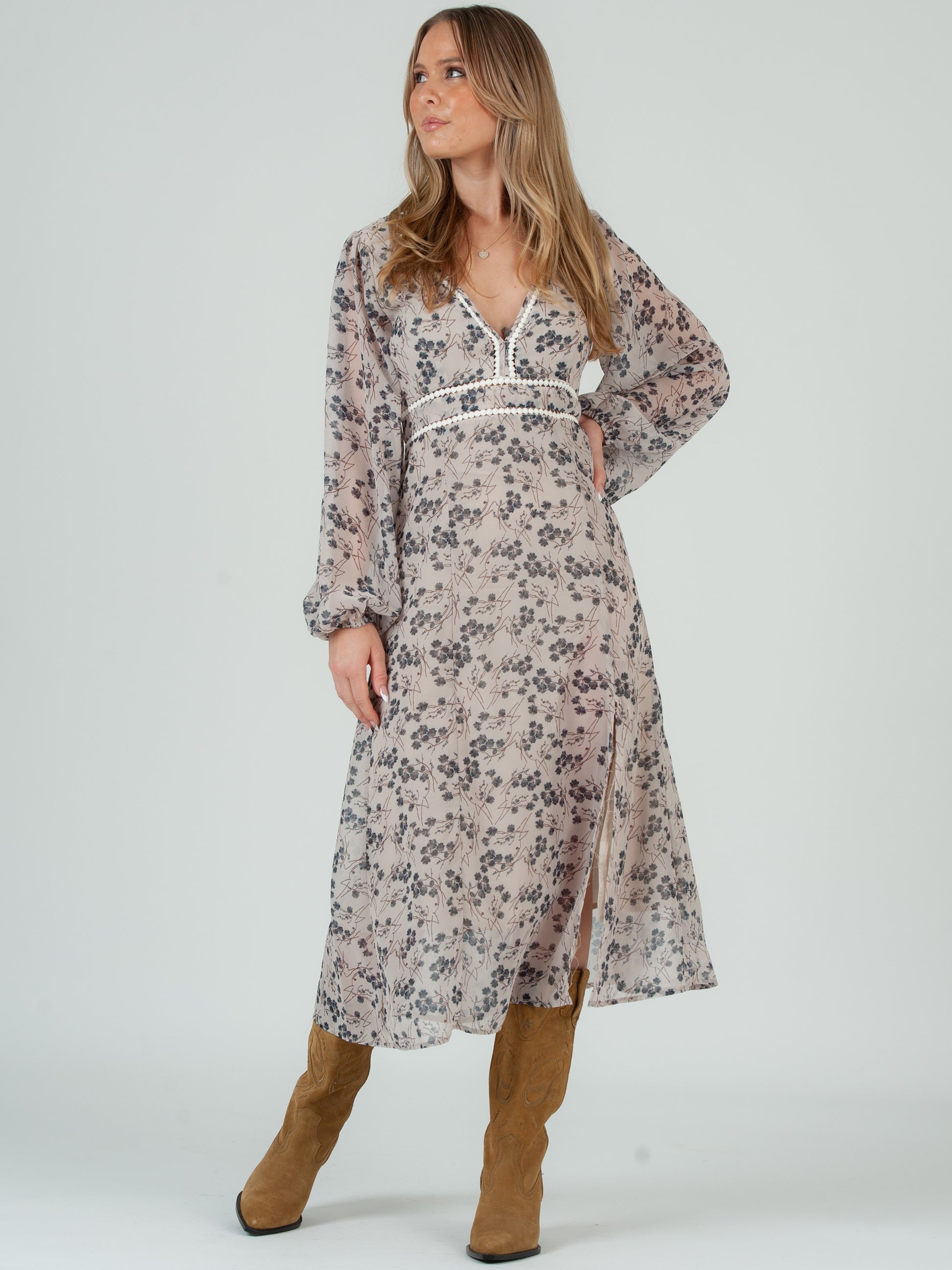 FLORAL MIDI DRESS