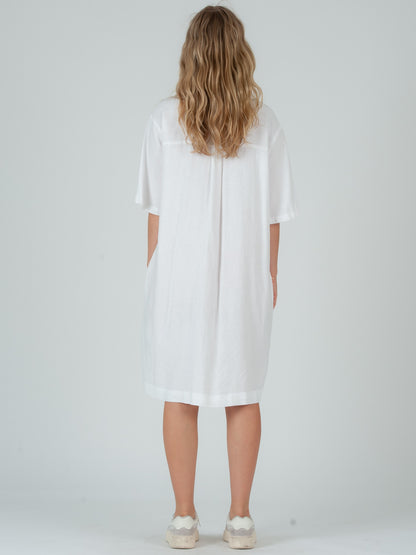 CLASSIC WHITE DRESS