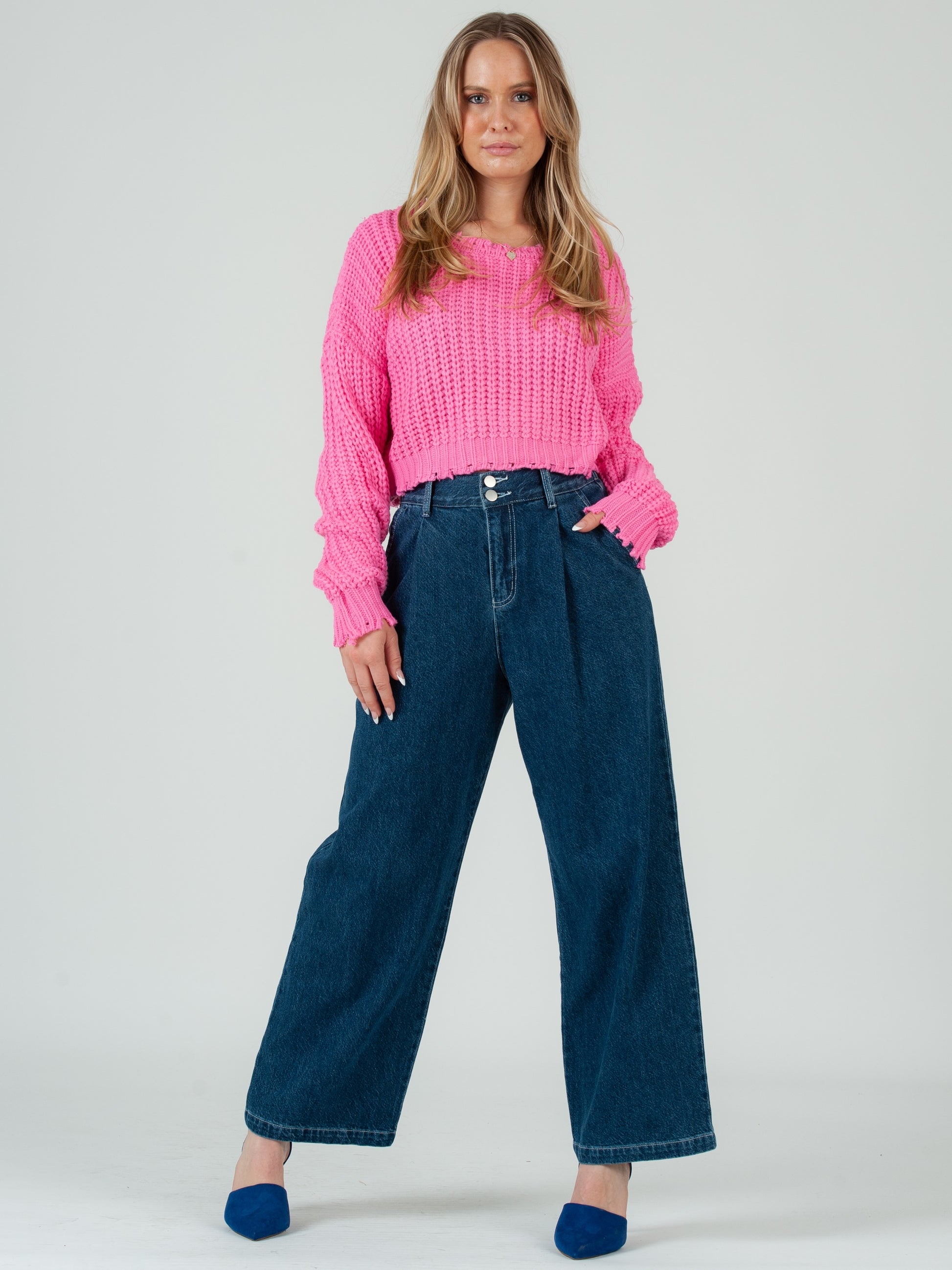 CROPPED PINK SWEATER