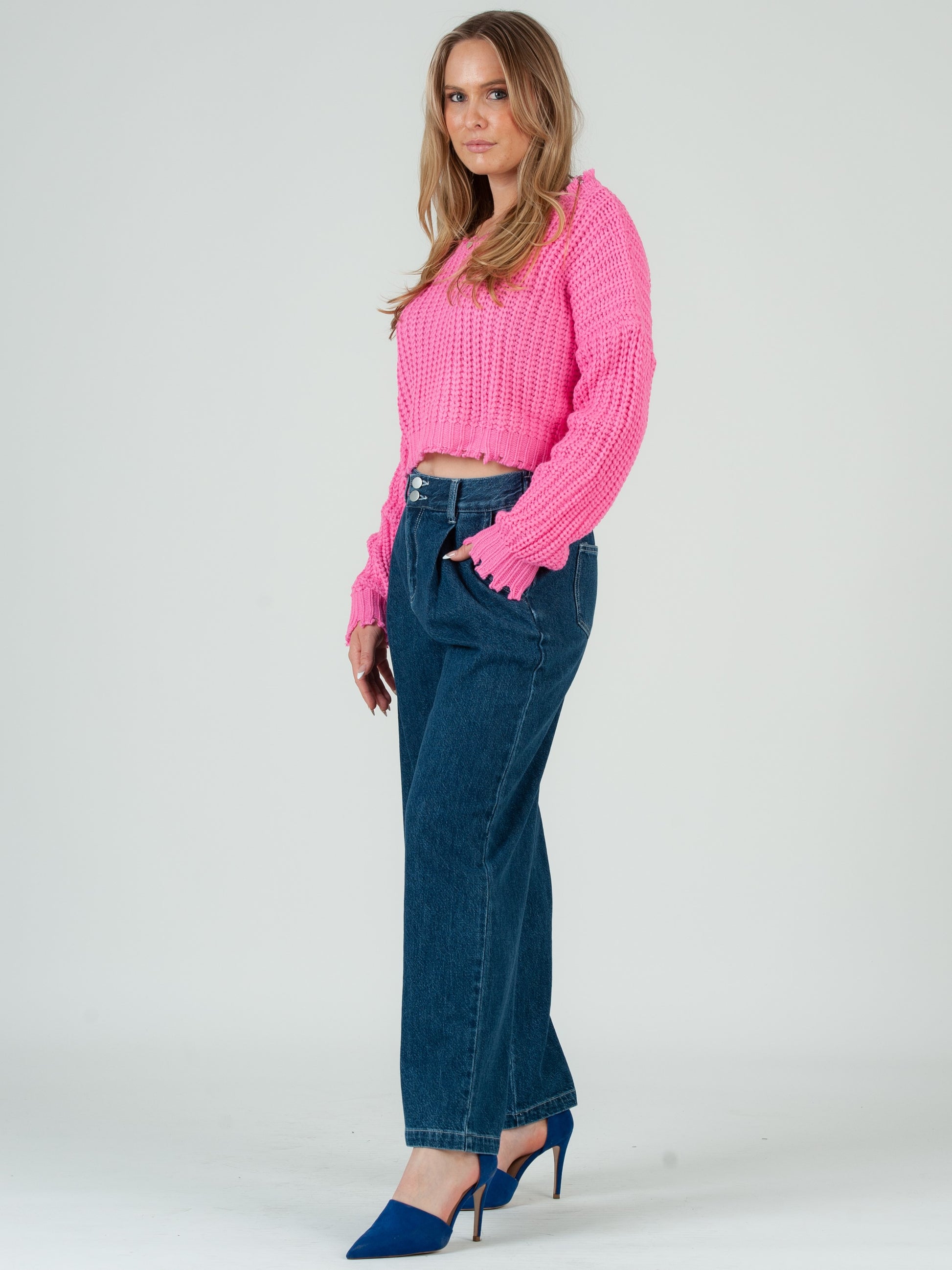 CROPPED PINK SWEATER