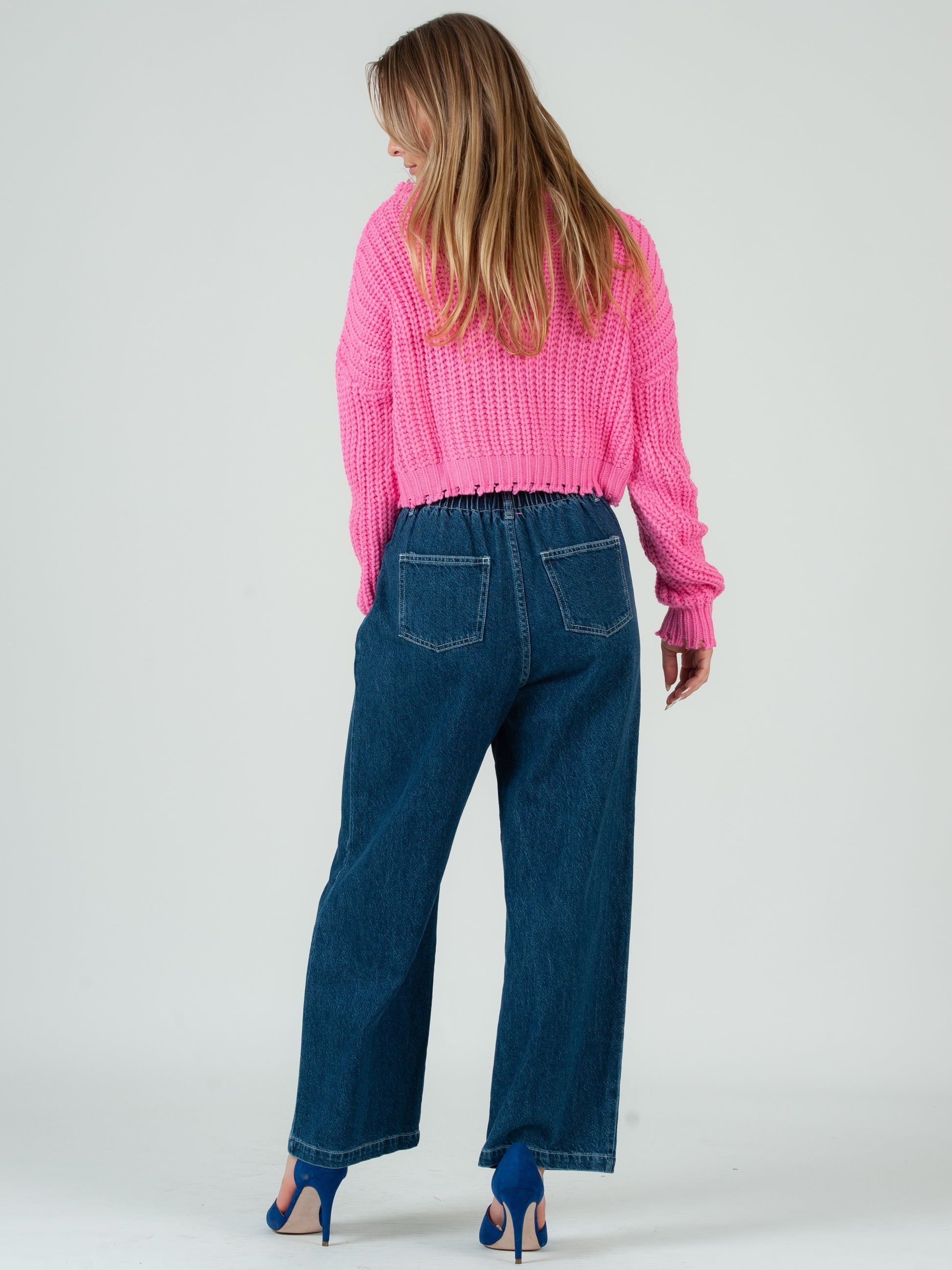 CROPPED PINK SWEATER
