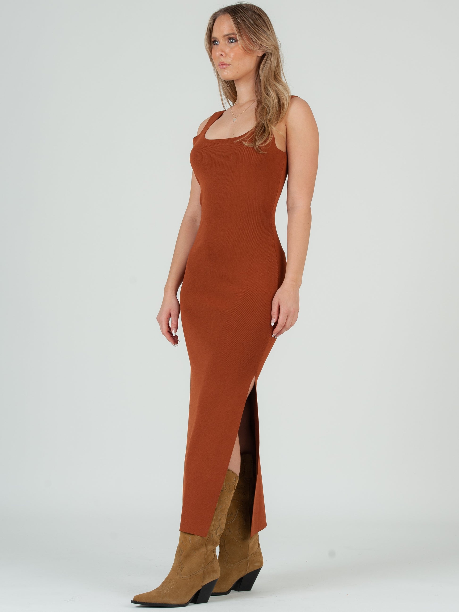Women's Knit Midi Dress L Women's Knit Midi Dress L