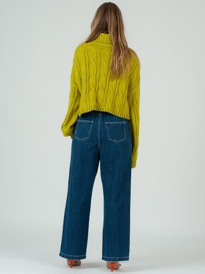 BRIGHT TURTLENECK SWEATER
