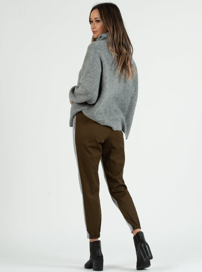 TARYN MIXED MEDIA JOGGER-OLIVE