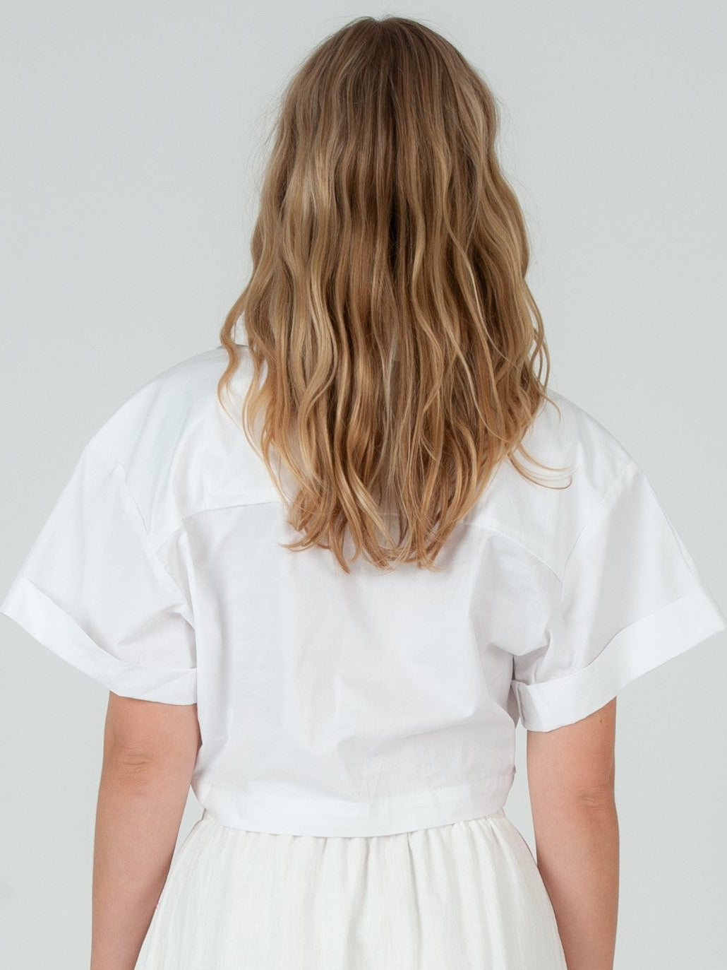 WHITE CROP TOP