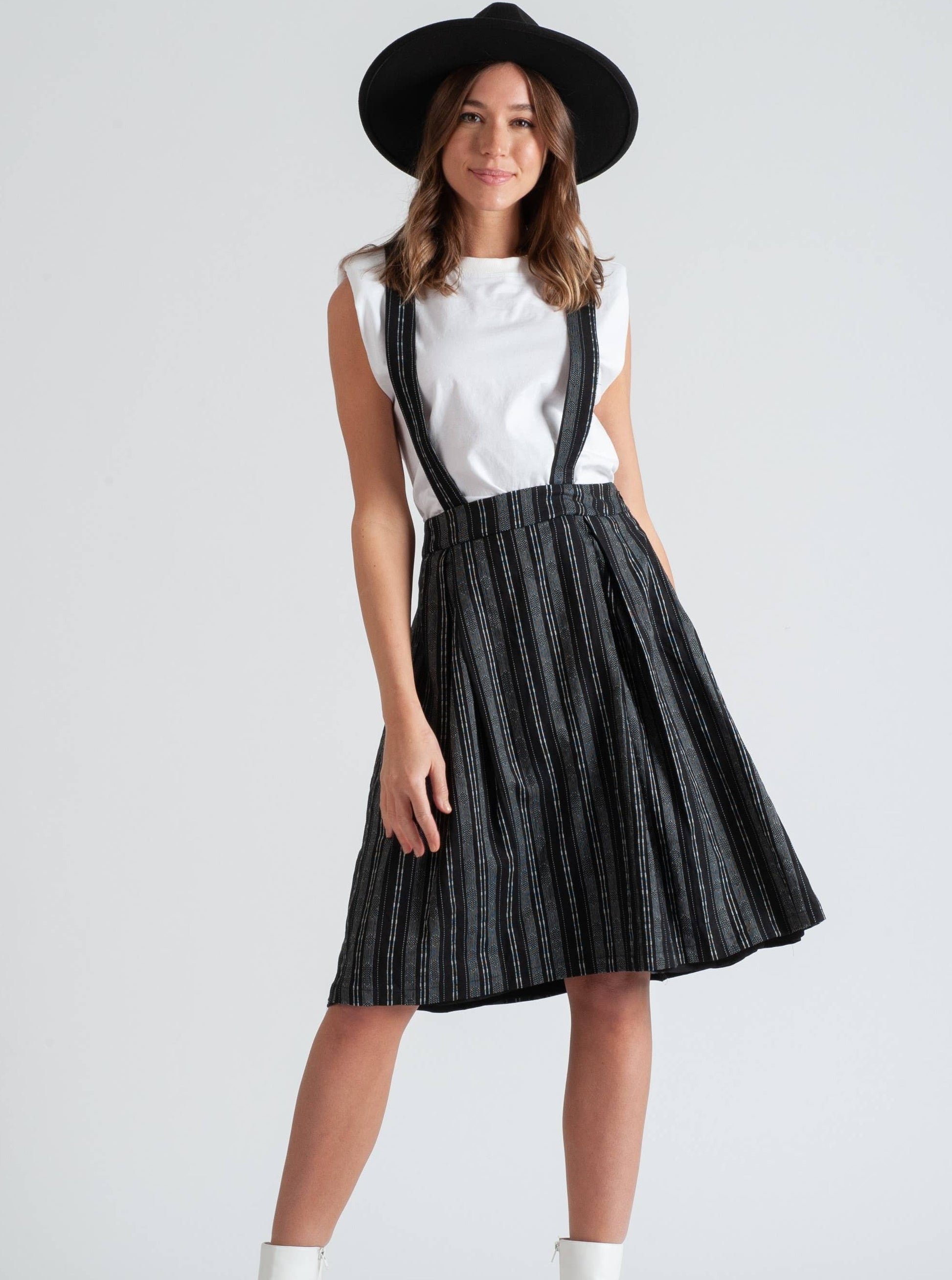 Delta SUSPENDER DRESS-BLACK S / Black Delta SUSPENDER DRESS-BLACK S / Black