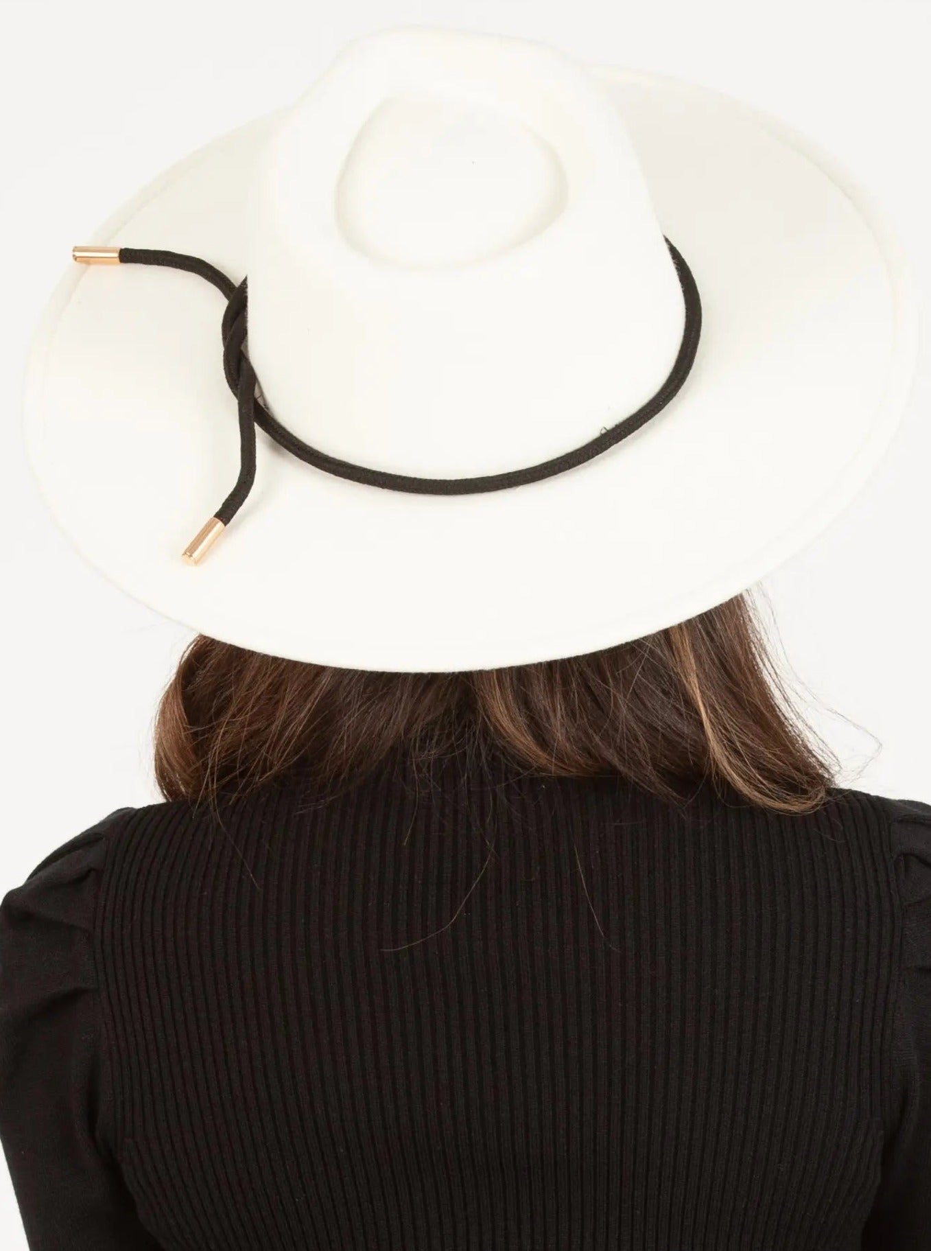 IVORY FEDORA